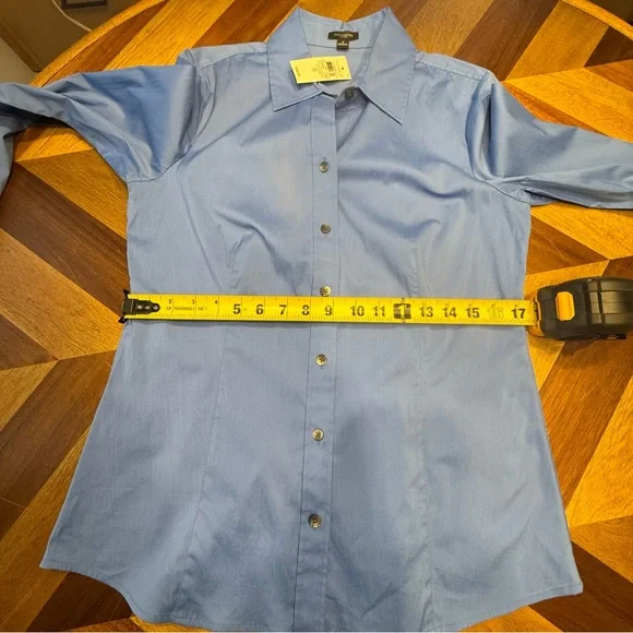 Ann Taylor Light Blue Button-Up Shirt new with tags - Picture 6 of 7